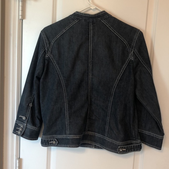 Chicos denim jacket. 3/4 quarter sleeves. - Picture 3 of 3